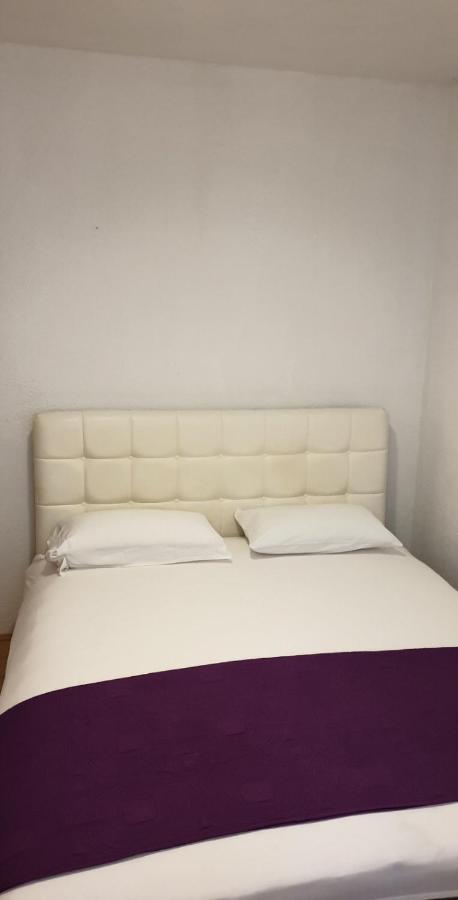 Apartments Kore Vir Kültér fotó
